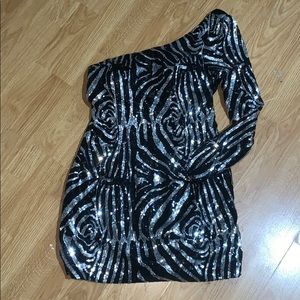 ALYCE Paris One Shoulder Sequin Party dress